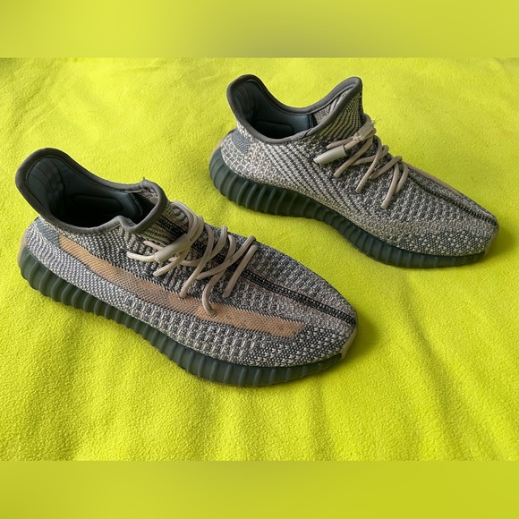 adidas gazelle silver green womens Adidas Yeezy Foam Runner 'MX Sand Grey' main image 0